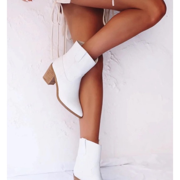 BILLINI North Bootie in off White - Picture 1 of 8